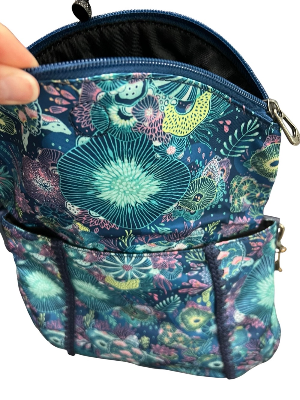 Sakroots Sea Turtle Crossbody Bag with Sea Turtle Charm - Picture 6 of 9